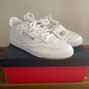 Reebok Club C 85 Low Top Tennis Shoes White Gum Sole Sneakers Womens Sz 8 NIB